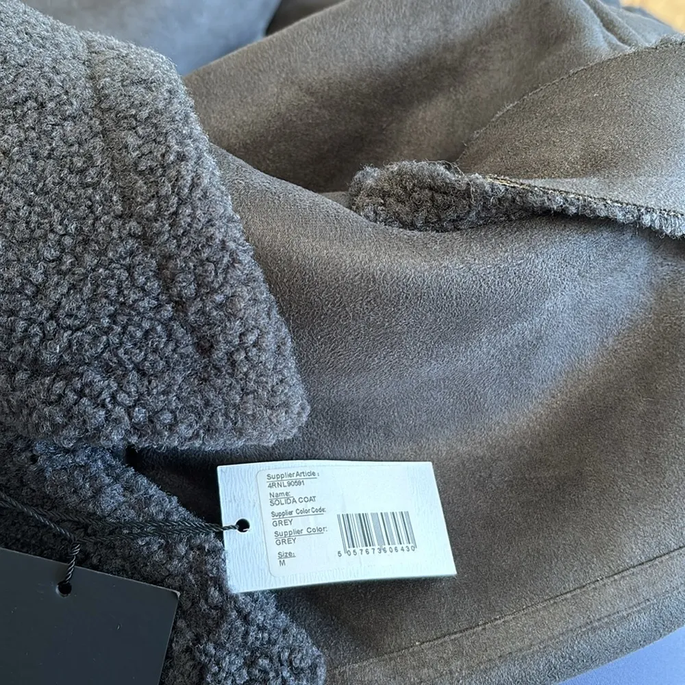 Vici Hobbes Sherpa lined suede pocketed coat - Image 3