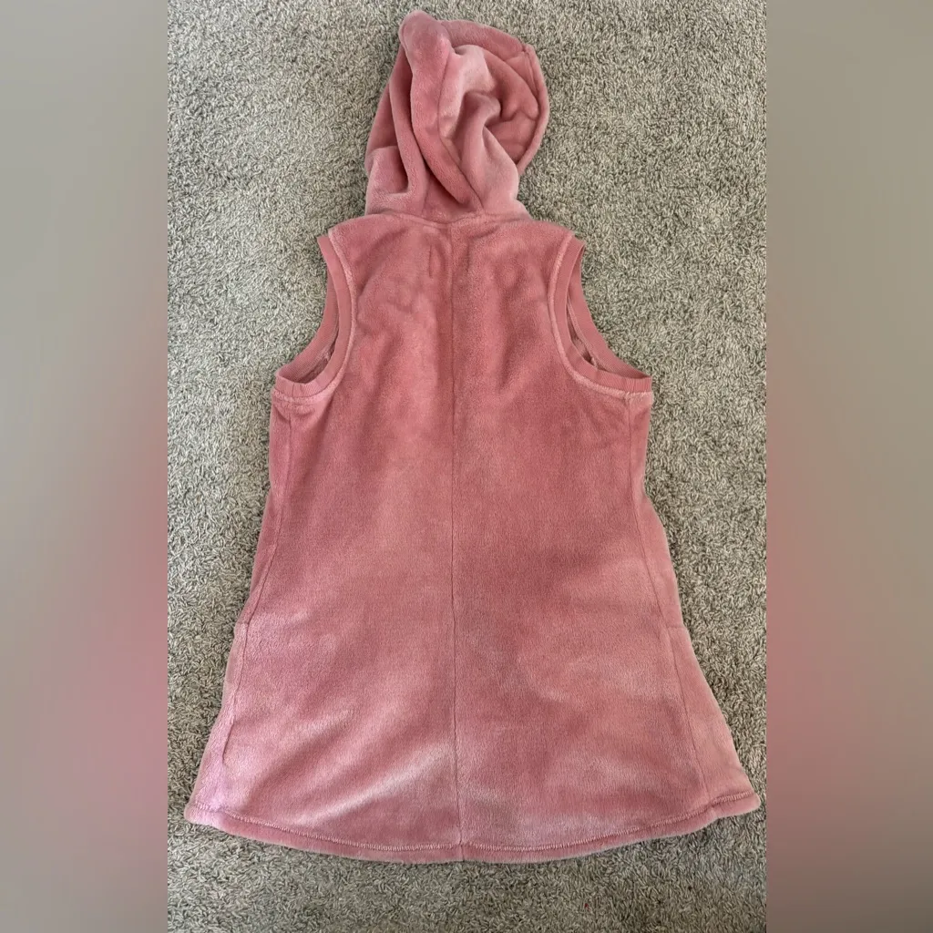 UGG Blush Pink Hooded Vest Size XS/S - Image 6