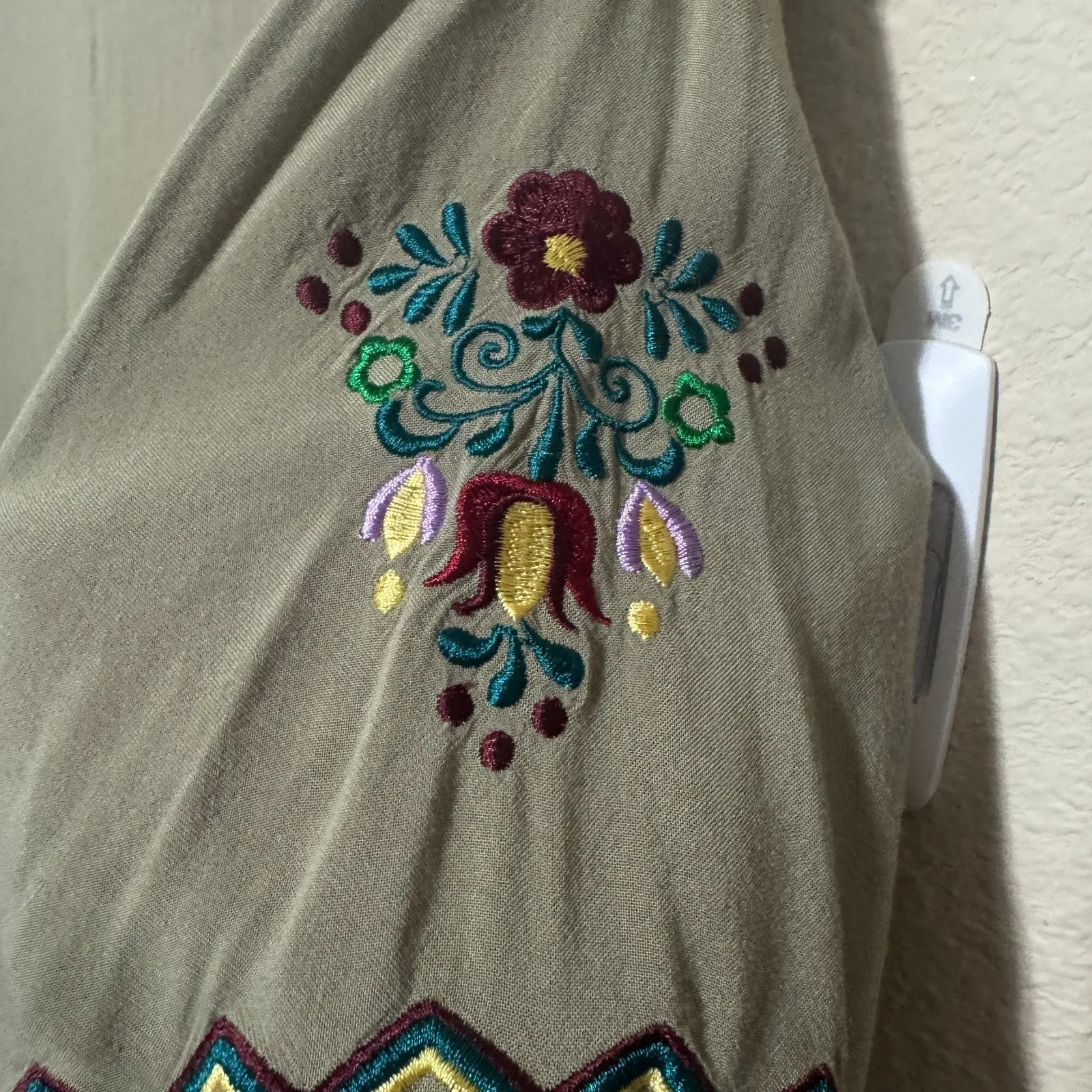 Southern Stitch Peasant Embroidered Tunic Top Sage green sz XL flowy oversize - Image 6