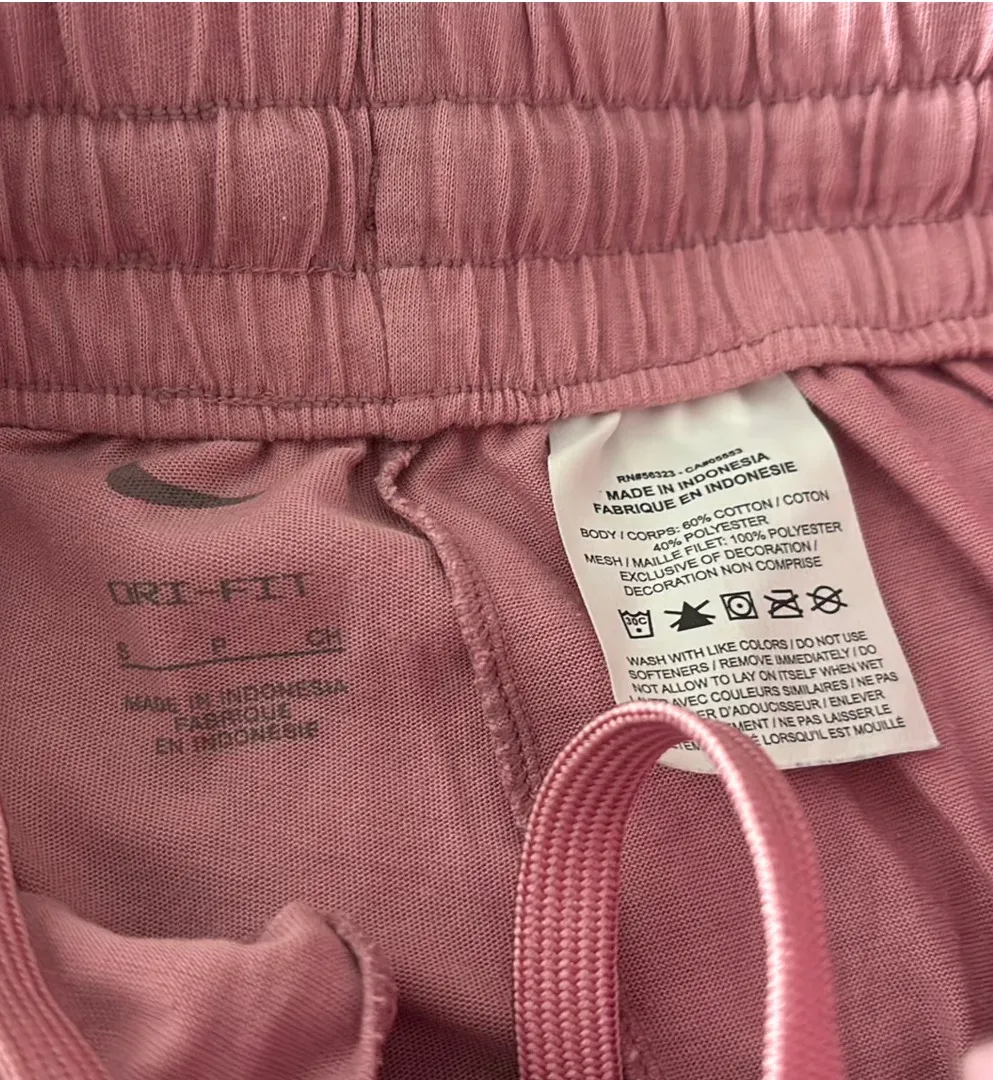 light pink  shorts - Image 3