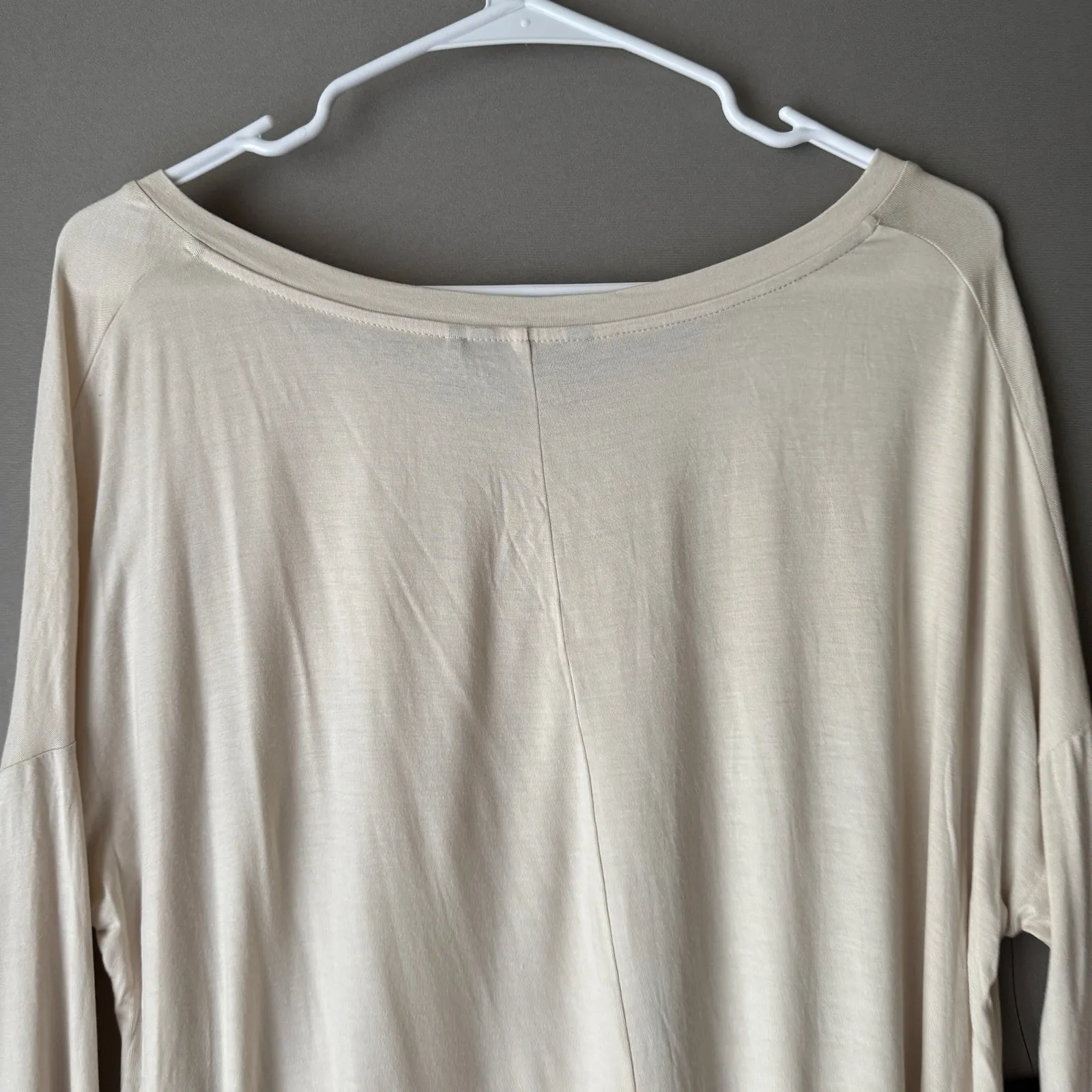 Guess by Marciano sz‎ XS cream oversized tunic top blouse NWT - Image 3
