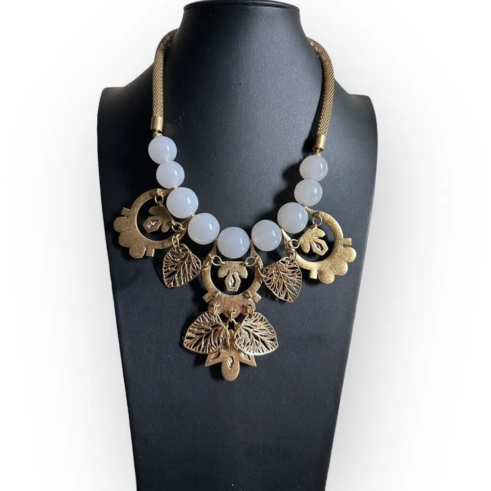 Stella and Dot Riviera Gold Tone Leaf Rhinestone Statement Necklace - Image 3