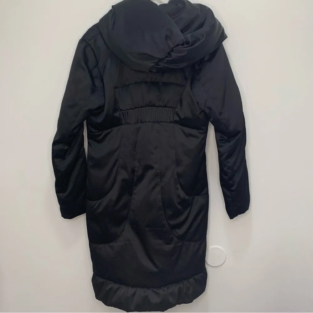 Elie Tahari  Long Black Puffer Jacket - Image 2