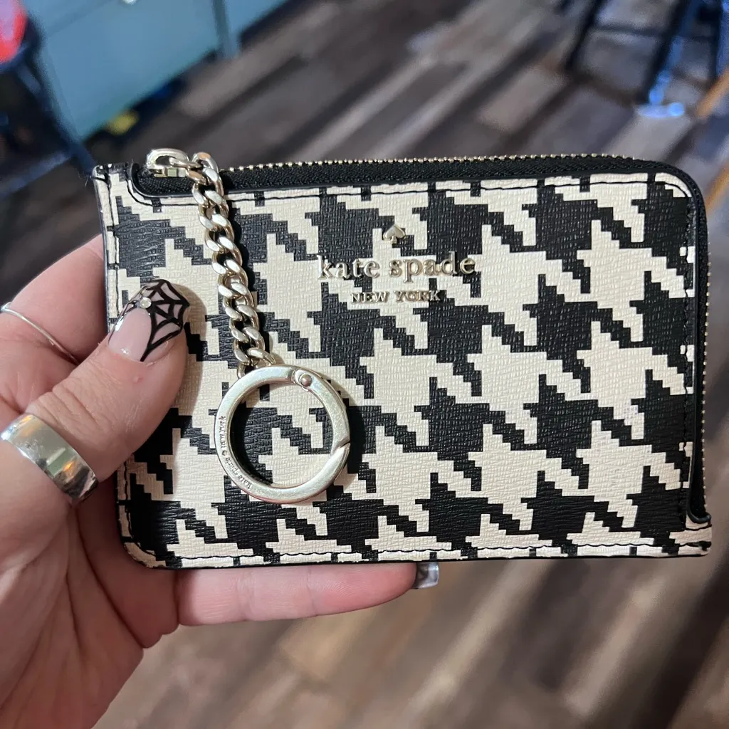 Kate Spade Black and White Houndstooth Wallet - Image 2