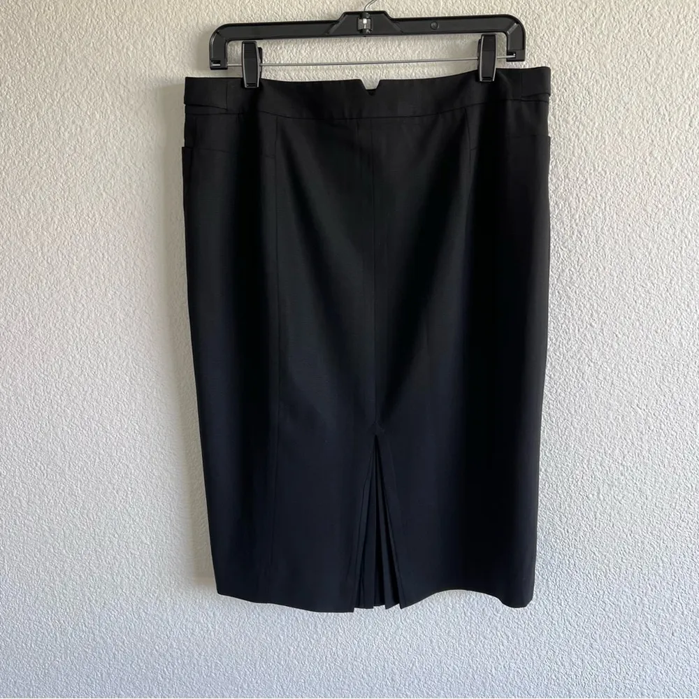 Club Monaco Black Pleated Pencil Skirt - Image 6