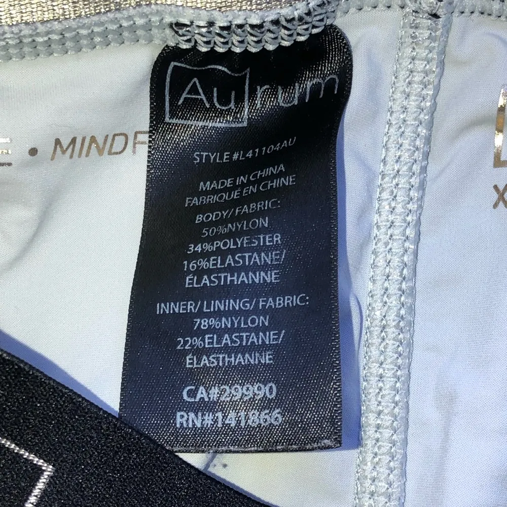 Aurum radiance steel scale snake crop leggings petit Size undefined - Image 8