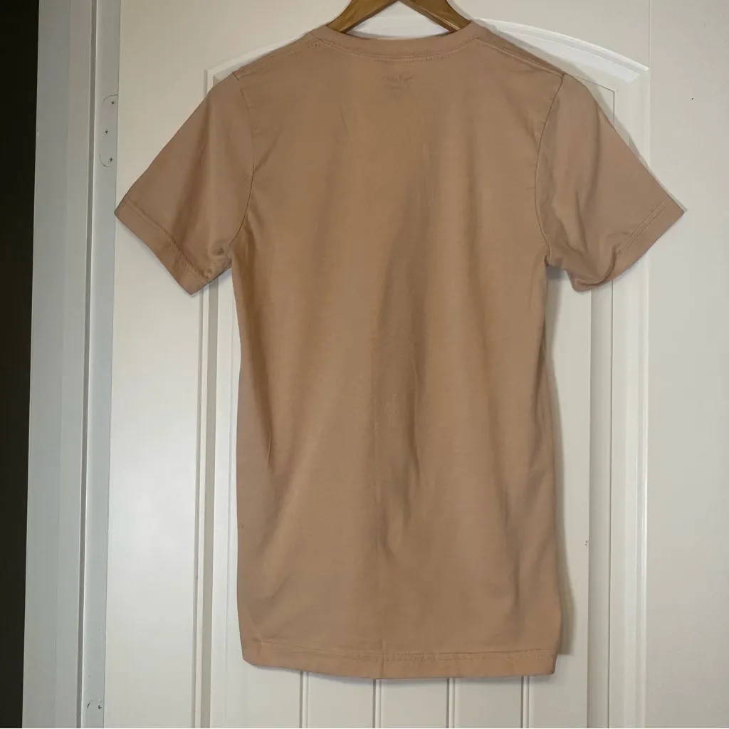 Rosebud Motel Graphic Tee, size S Tan - Image 3