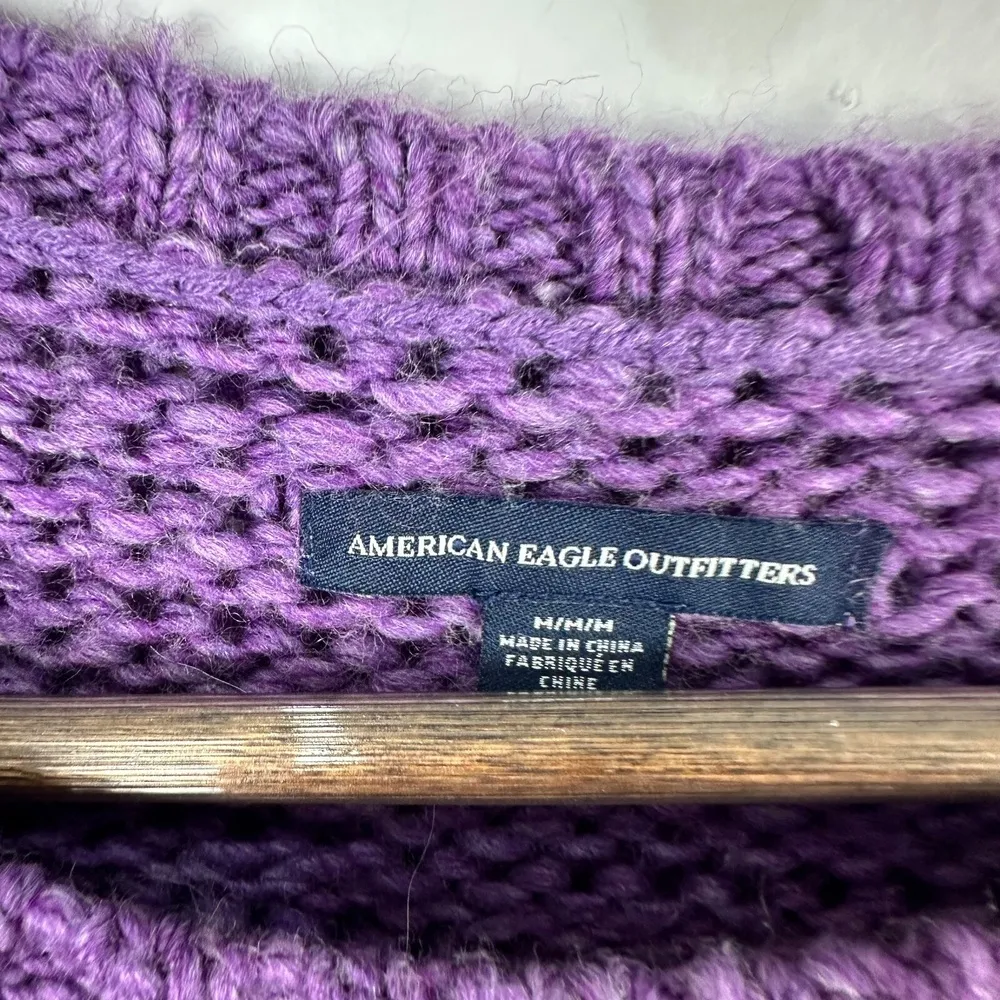 American Eagle Outfitters Sweater Women M Purple Cable Knit Crewneck Chunky Cozy - Image 2