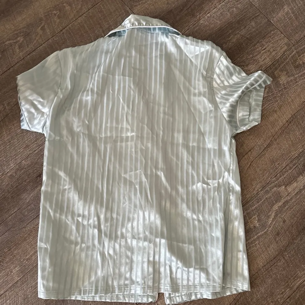 Amazon Green Pajama Set - Image 7