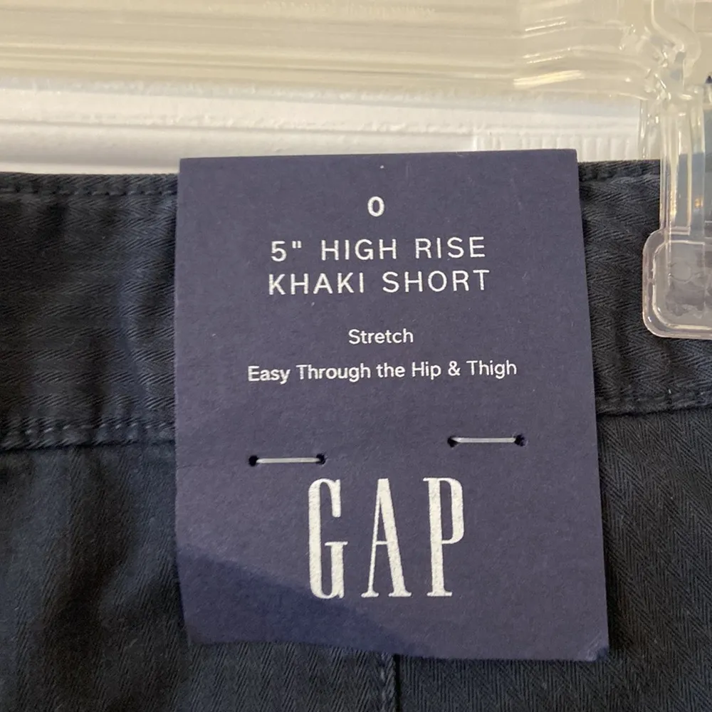 GAP 5” High Rise Khaki Shorts size 0 waist 28” brand new color navy blue - Image 4