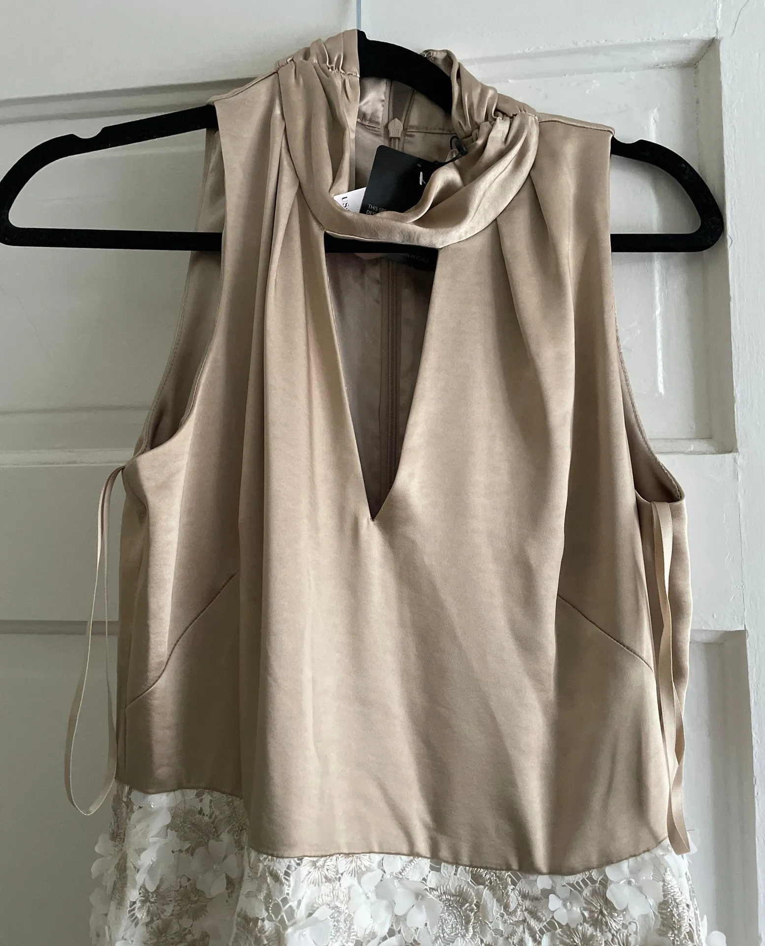 Halter Neck Lace Skirt Dress  - Image 2