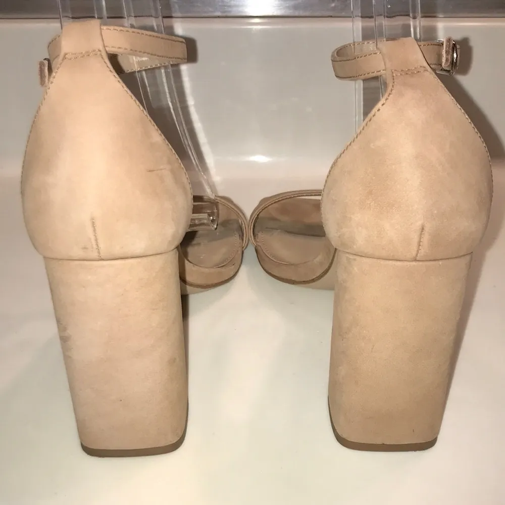 Steve Madden Women’s Tiaa Nubuck Leather Beige Ankle Strap Square Toe Heels - Image 7