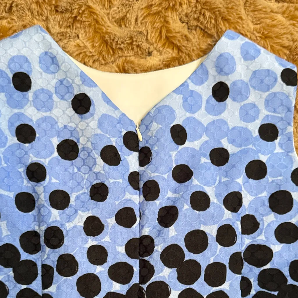 Tahari by Arthur S. Levine Elegant Blue and Black Polka Dot Dress size 8P - Image 7