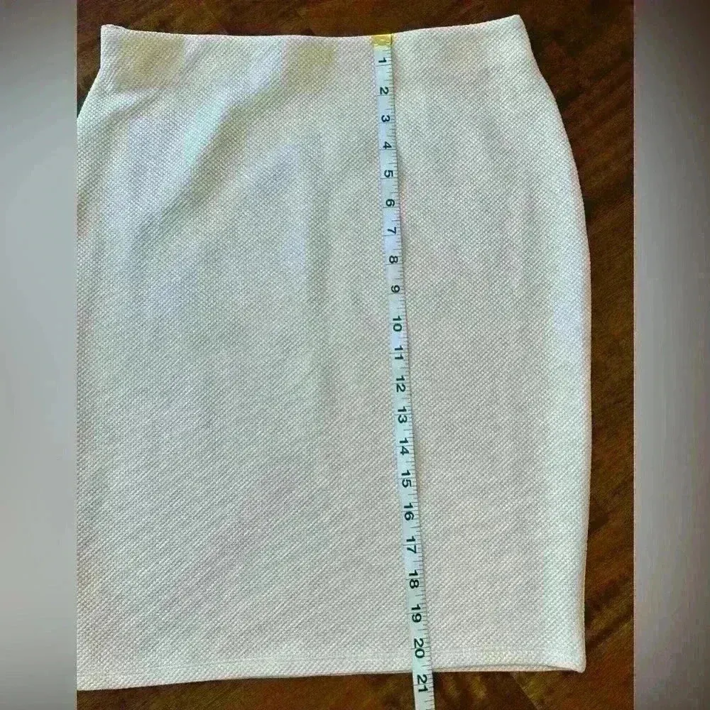 Charlotte Russe Baby Pink Sparkle Pencil Skirt size M - Image 8