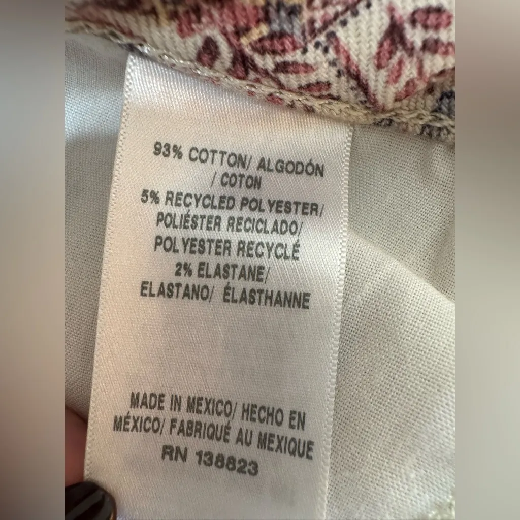 Shyanne High Rise Flare Jeans Floral Paisley Americana size 32 x 34 NEW $90 - Image 14