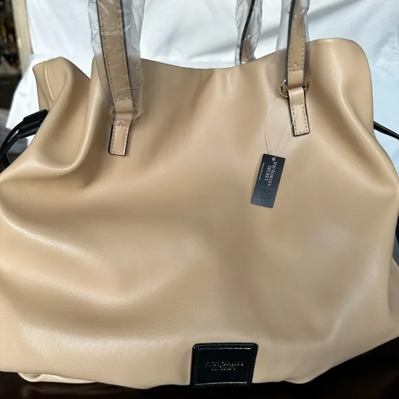 Victoria’s Secret NWT Cinch-Top Tote - Image 2