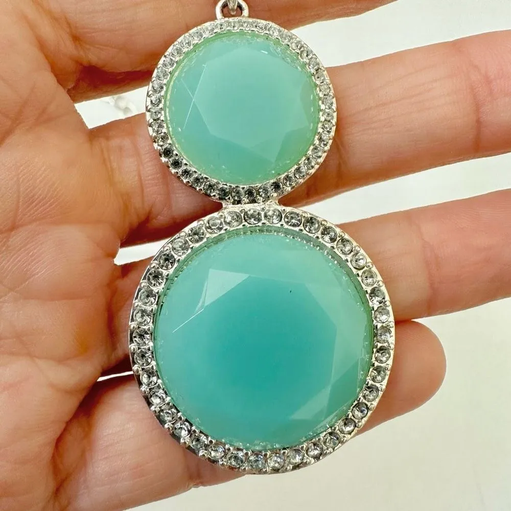 Vintage Avon mint green pendant necklace - Image 3