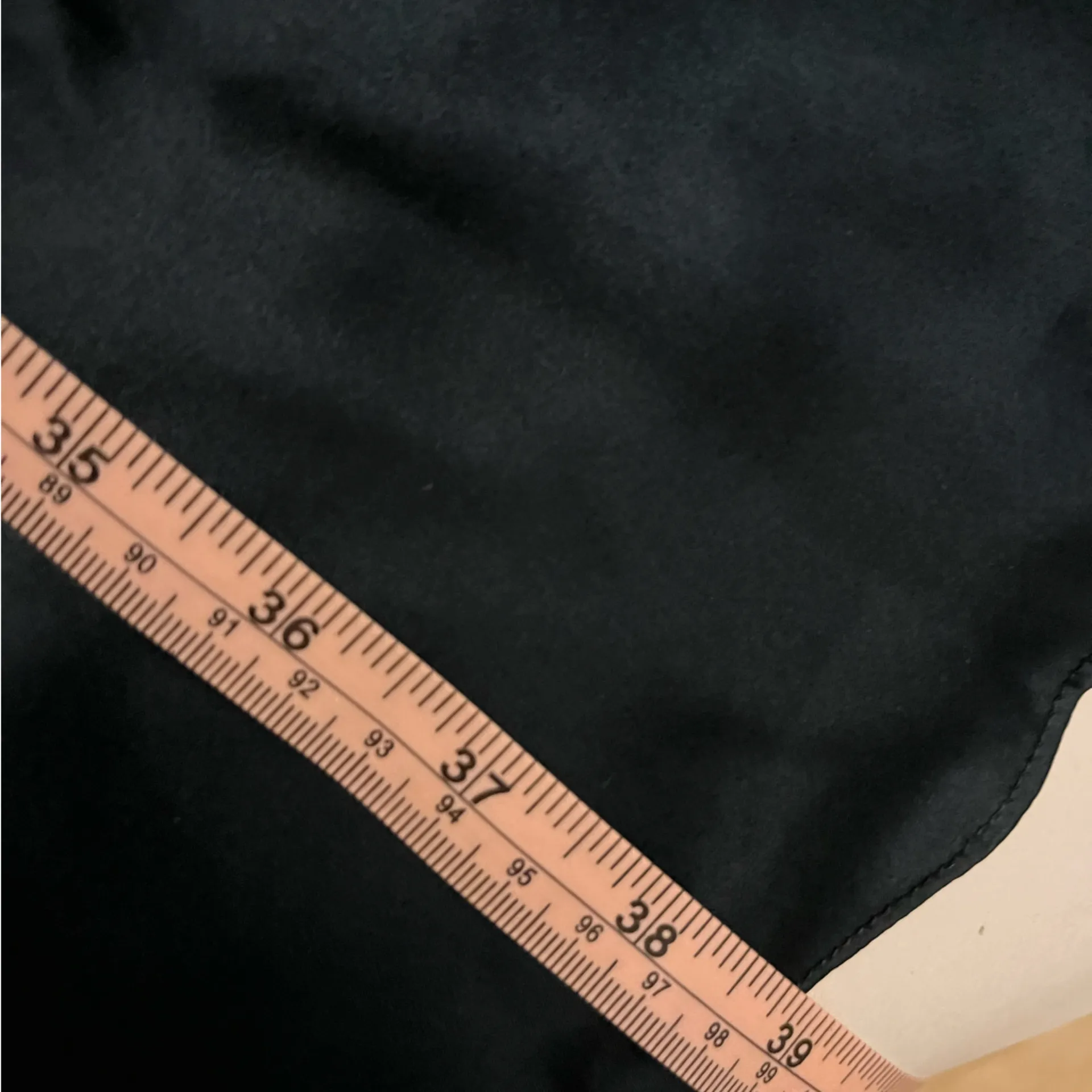 Vintage Marc Jacobs silk dress size 8 - Image 10