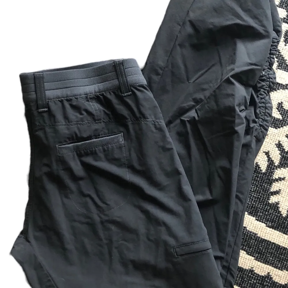 Durango Hiking Cargo Pants Sz. 8 Gray Cinched Leg Drawstring Waist Outdoors - Image 6