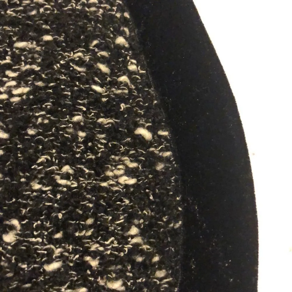 Classiques Entier Cropped Velvet Trim Blazer - Image 4