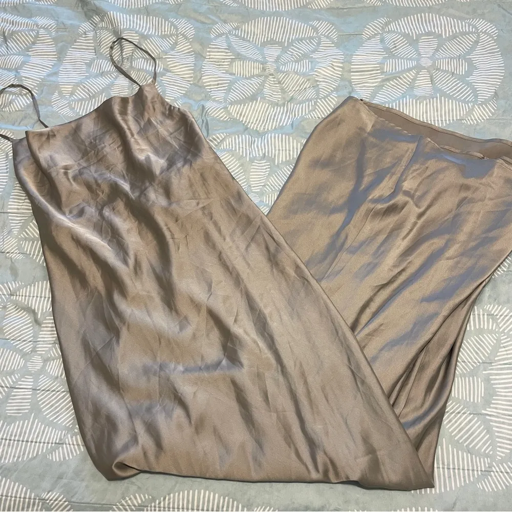 Show Me Your Mumu Tuscany Maxi Slip Dress Gown In Moss Green Luxe Satin Lg NWOT - Image 4