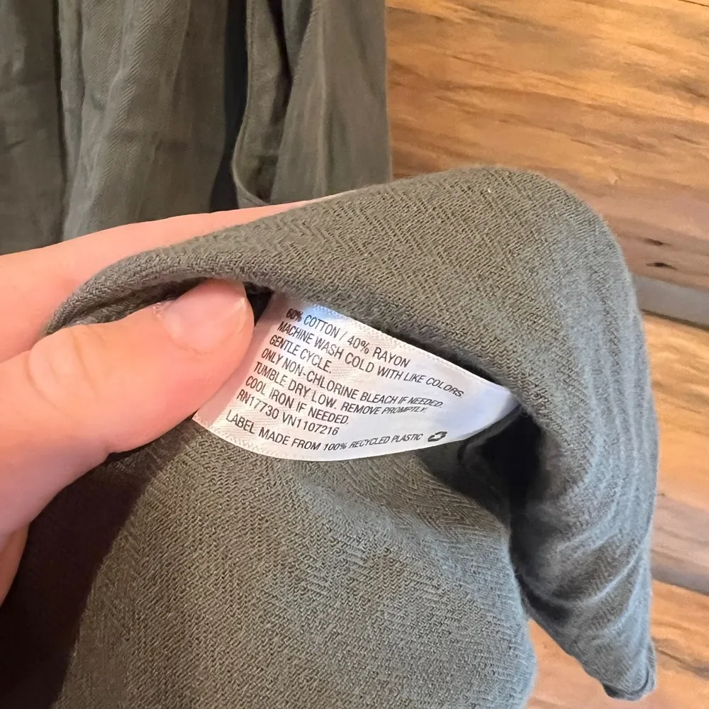 Universal Thread Olive Green Midi Dress - Image 3