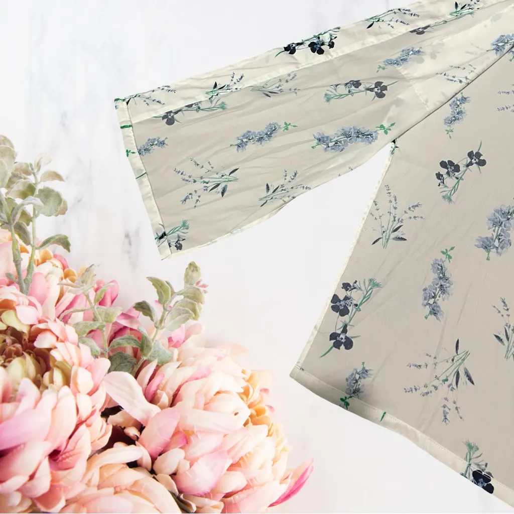 Vigoss Floral Kimono Duster White & Blue Sz S NWT - Image 6