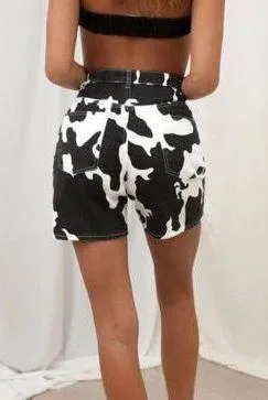 Isabelle's Cabinet Wallen Cow Shorts - Image 3
