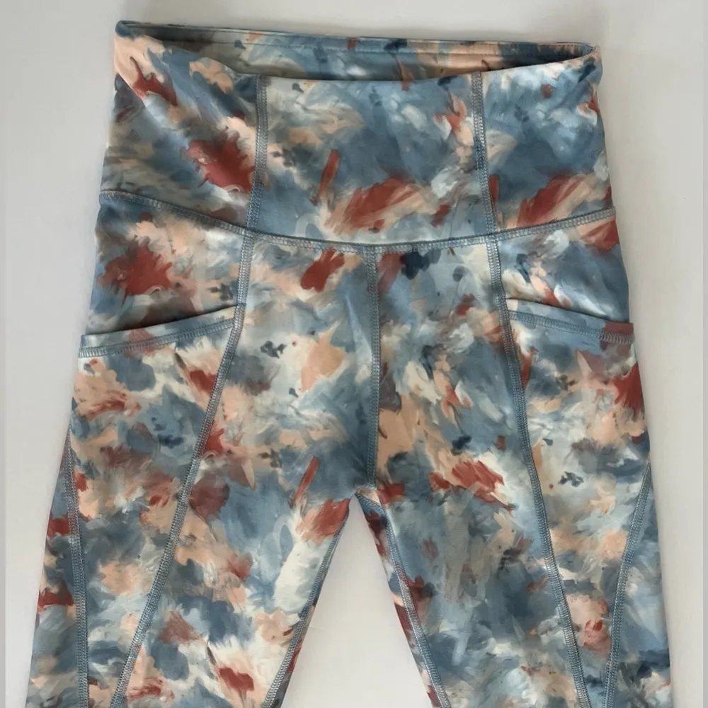 Freely Active Wear Leggings Size S - Image 6