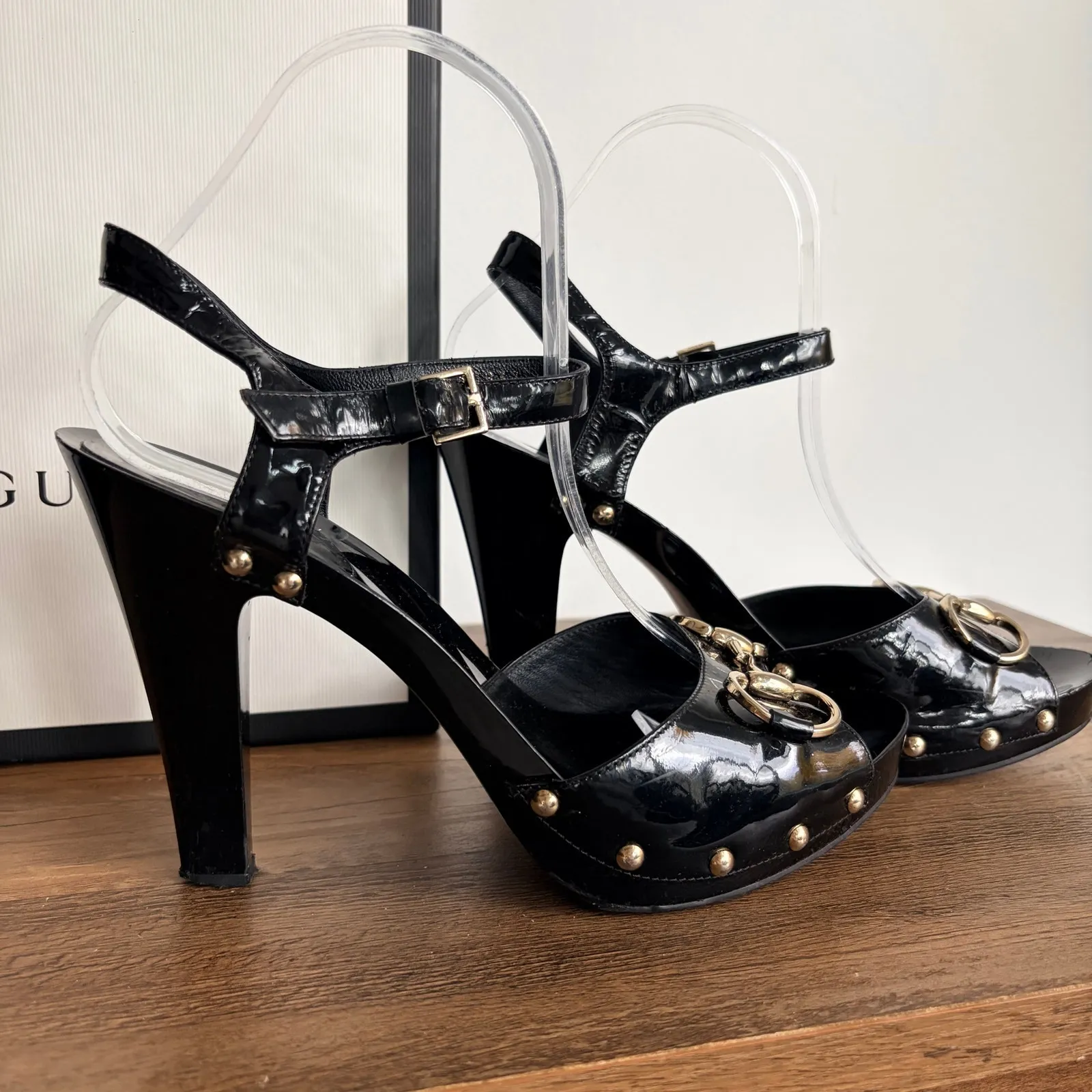 GUCCI Sand Pelle Sz 8 Black Patent Leather Horsebit Heels Sandals COA‎ BOX Auth - Image 4