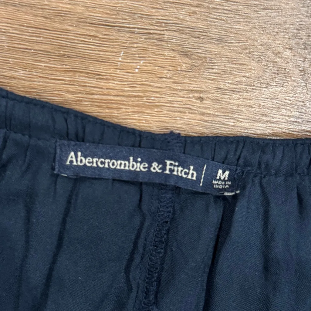 ABERCROMBIE & FITCH Floral Embroidered Navy Blue Long Sleeve Dress | Size Medium - Image 2