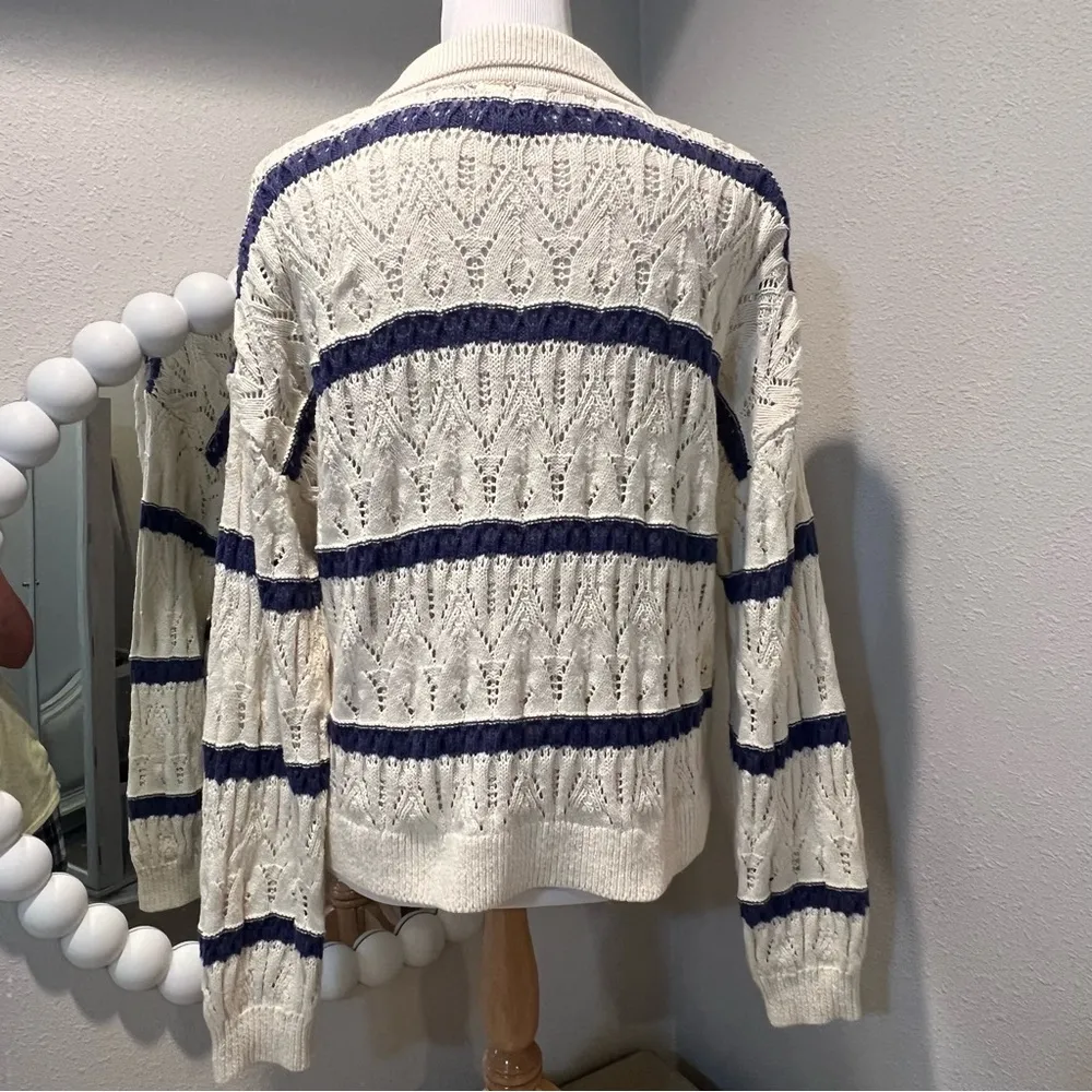 UNIVERSAL THREAD v-neck collars pullover sweater Large cream blue 100% cotton - Image 2