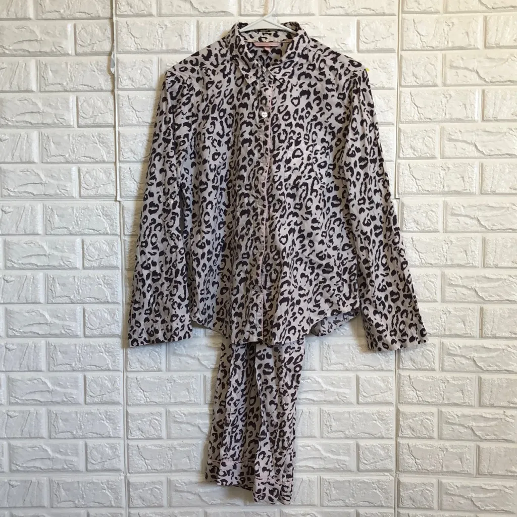 Victoria’s Secret‎ animal print 100% cotton 2 piece pajama set size S - Image 2