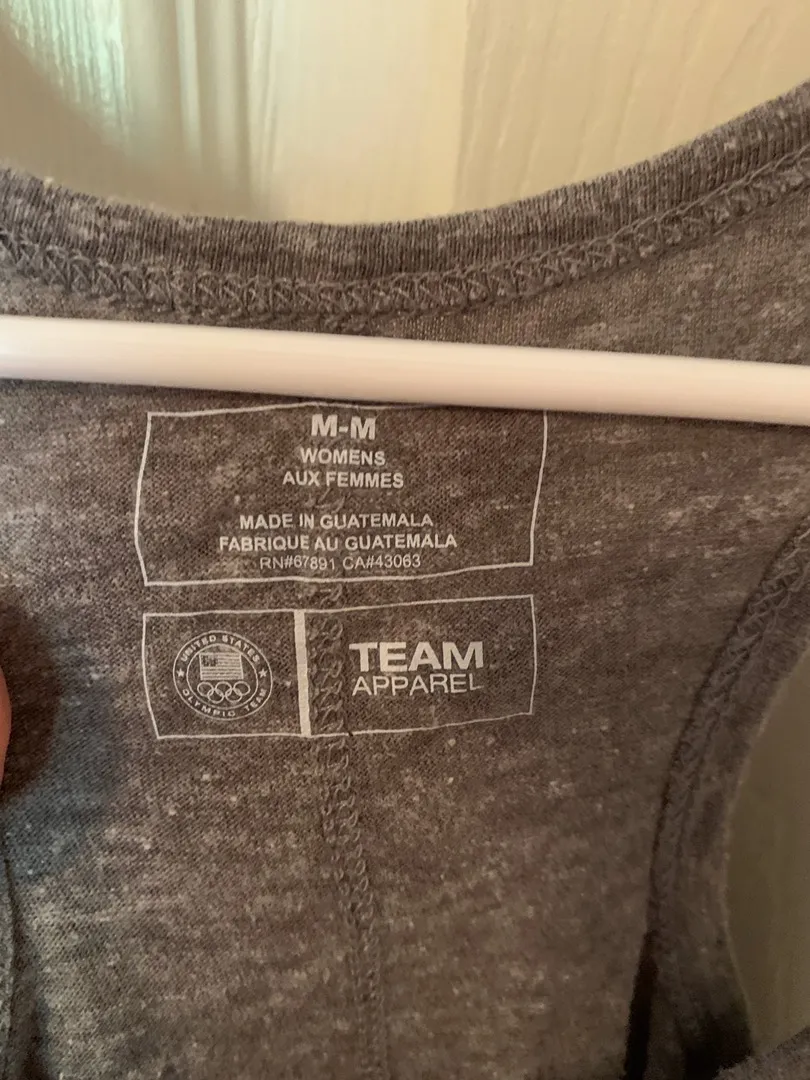 Official 2016 Olympics Workout Tank Gray Size M - Image 4