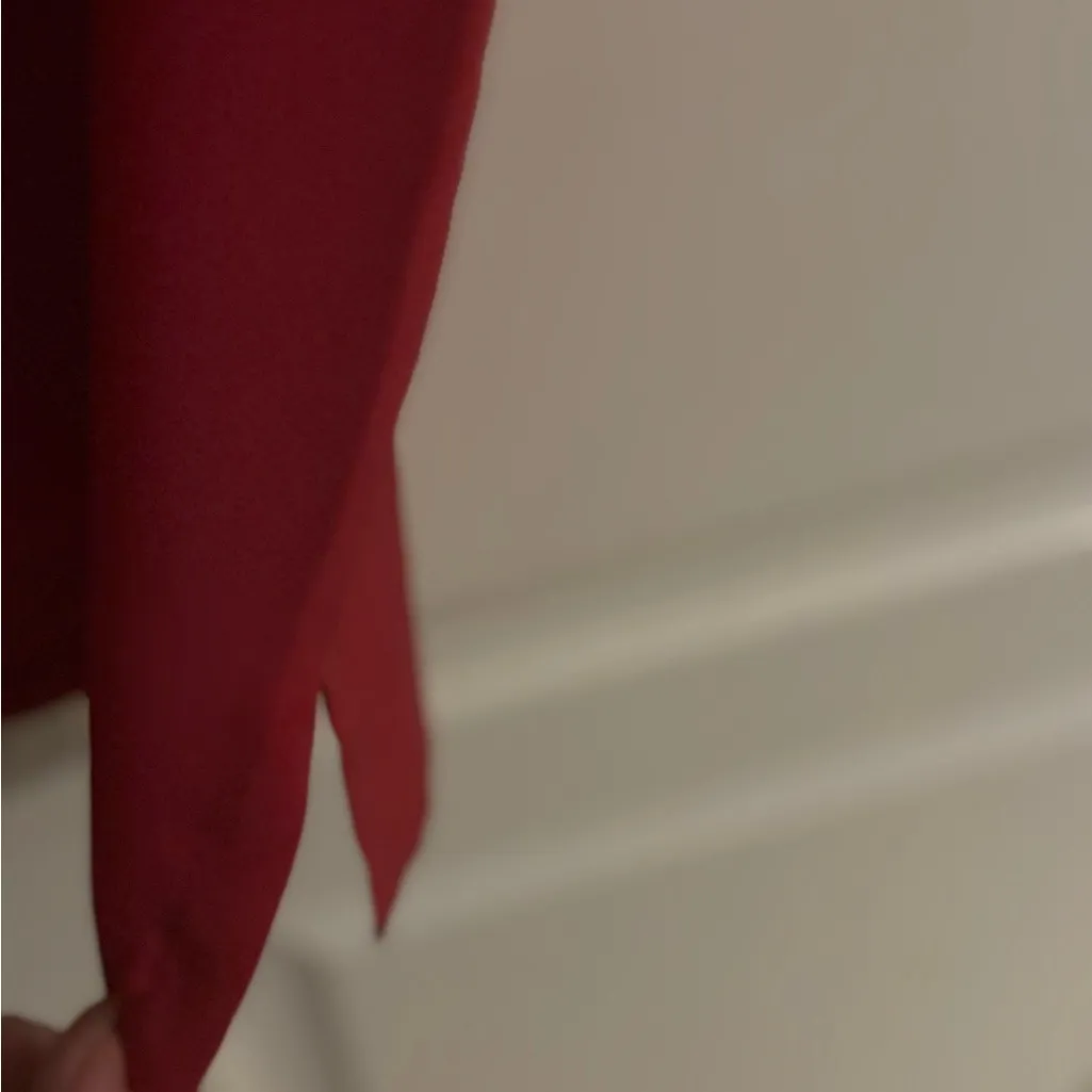 Chadwick's Blassport by bill blass 100% silk sleeveless‎ top. Size medium. - Image 4