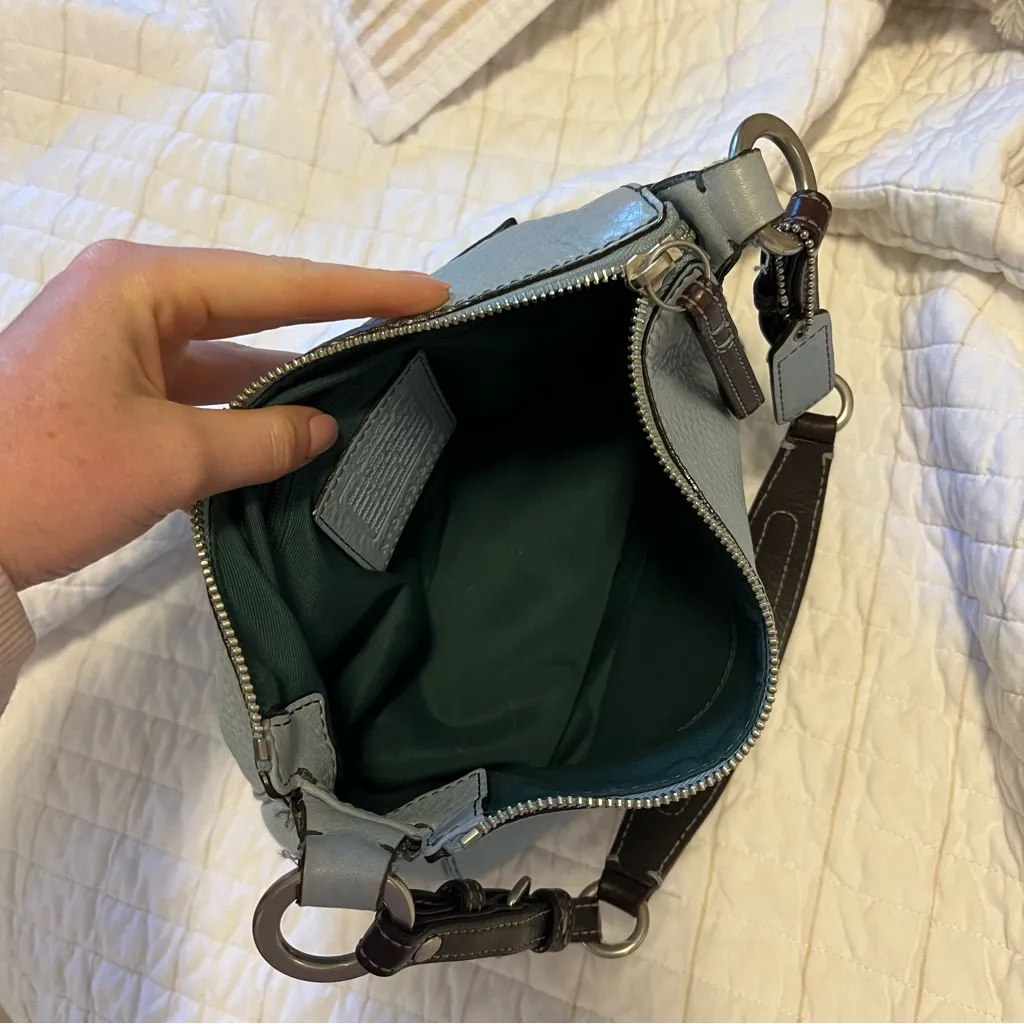 Coach Vintage y2k Chelsea 8E99 Powder Blue leather bag brown strap - Image 6