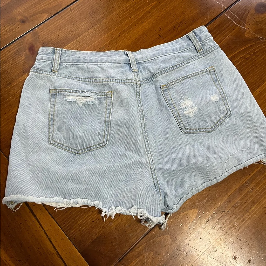 SHEIN Light Blue Distressed Jean Shorts - Image 5