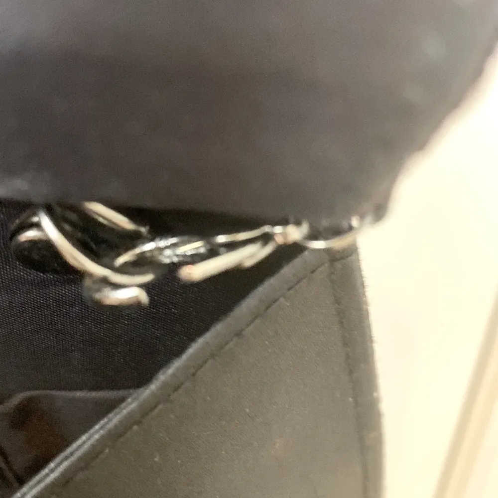 Kenneth Cole Reaction velvet and satin/ evening shoulder/ clutch.Satin strapNWOT Black - Image 8