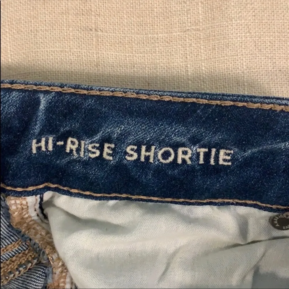 American eagle outfitters high rise next level stretch shorty shorts size 0 - Image 3
