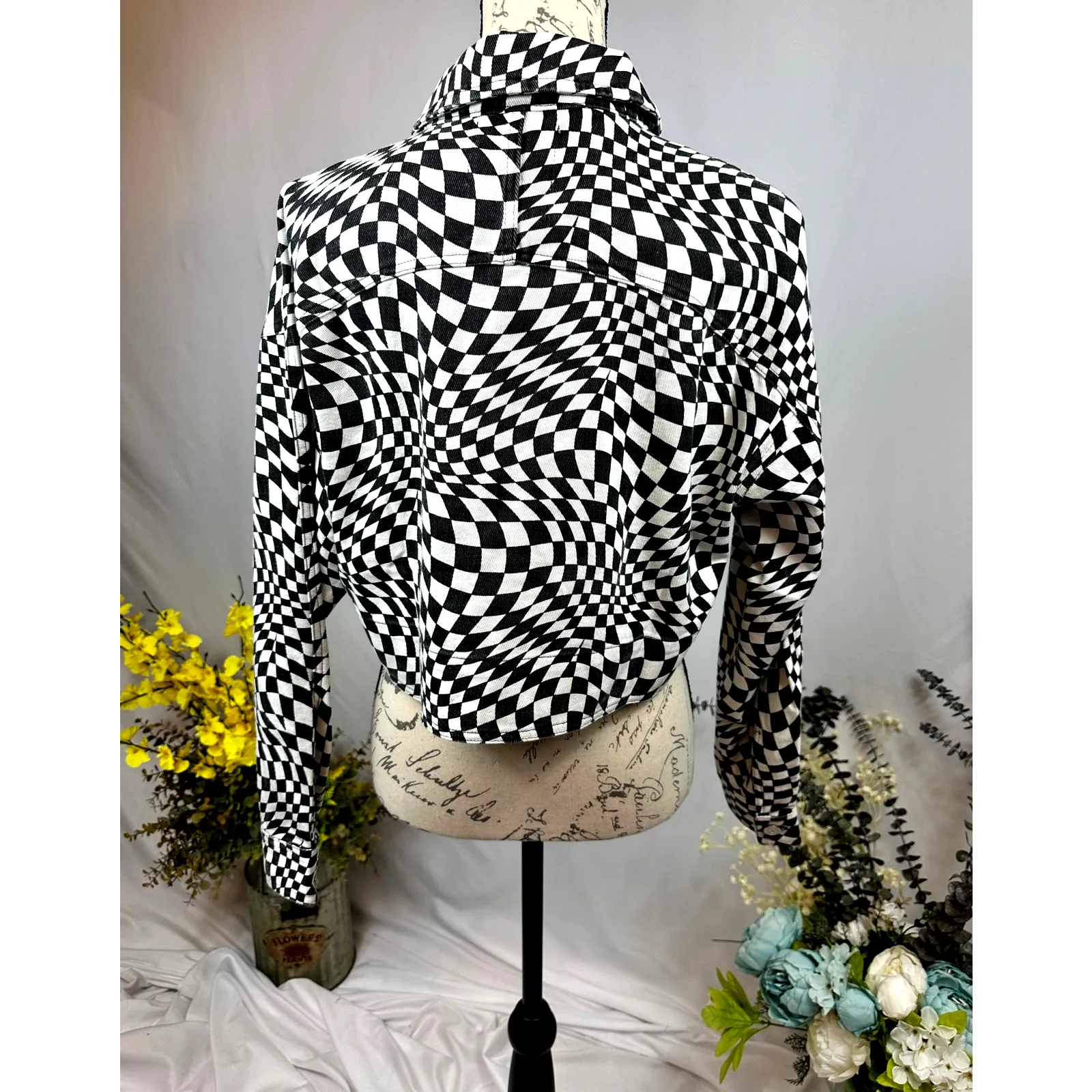 Elodie  Cropped Psychedelic Mesmerizing Jacket Black & White M - Image 7