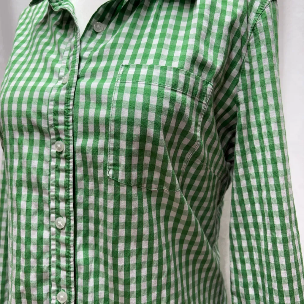 Banana Republic Soft-Wash green and white gingham button down shirt women’s M - Image 3