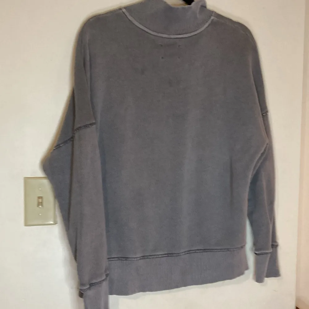 OFFLINE by Aerie size Small Lightweight Jacket Gray - Image 3