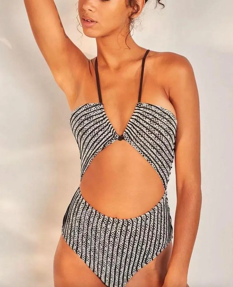 Urban Outfitters Out From Under One Piece Crochet Striped Swimsuit Size XS - Image 3