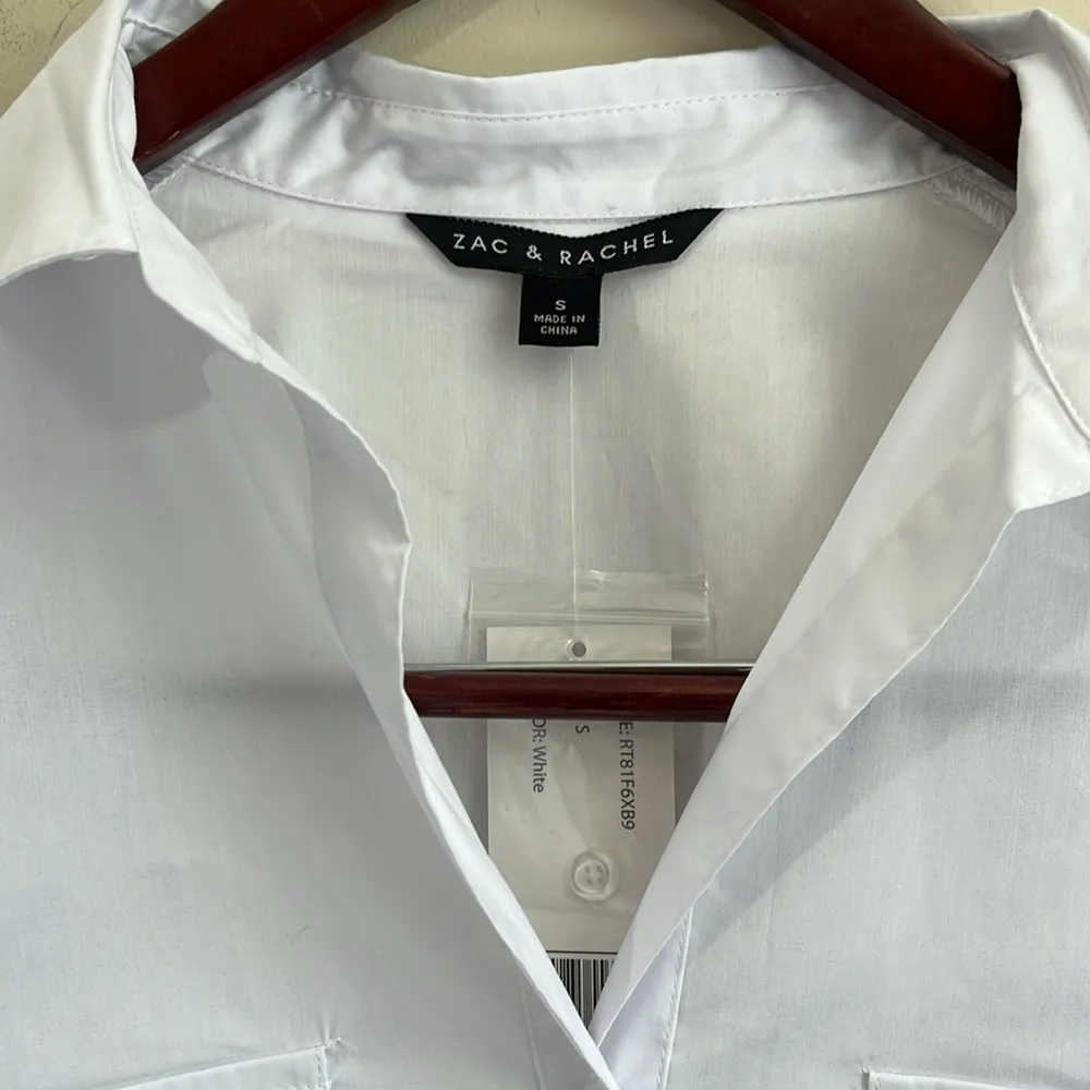 Zac & Rachel Women’s Lace Sleeve Button Down Blouse Size Small - Image 2