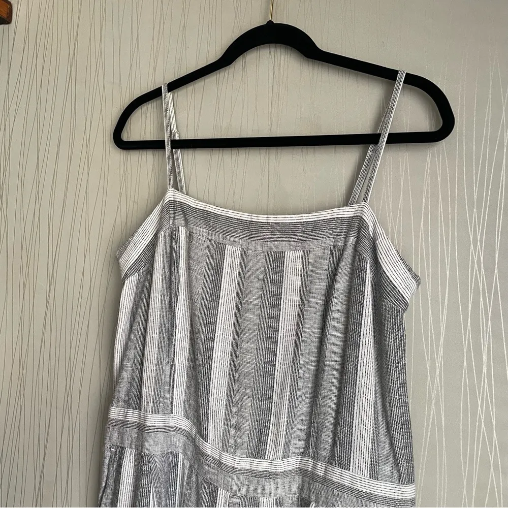 SUSINA Linen Blend Jumpsuit Women's Size Large Gray White Striped Black - Image 8