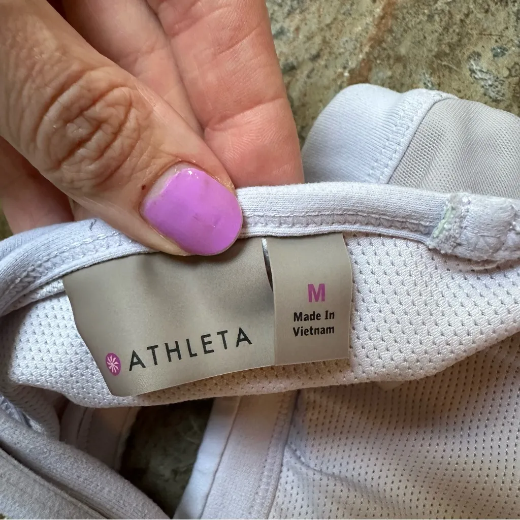 Athleta Mind Over Matter Sports Bra Lilac Women’s Size Medium - Image 5