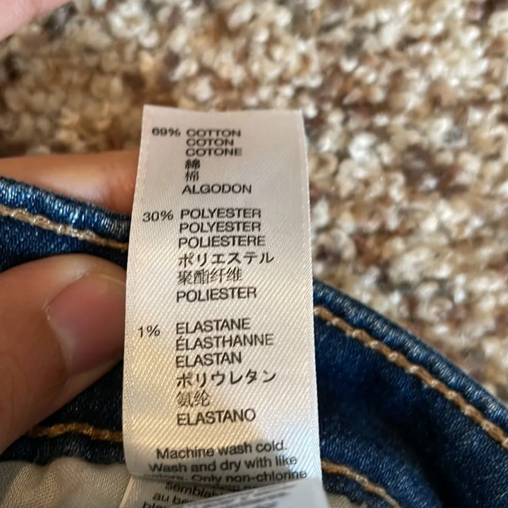 Gap Womens 4x27 legging skimmer jean light blue with distress and dark piping - Image 8