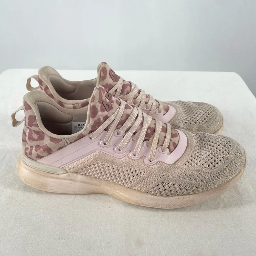 APL Techloom Tracer Sneakers in Creme/Beachwood/Leopard Size 7.5 - Image 6