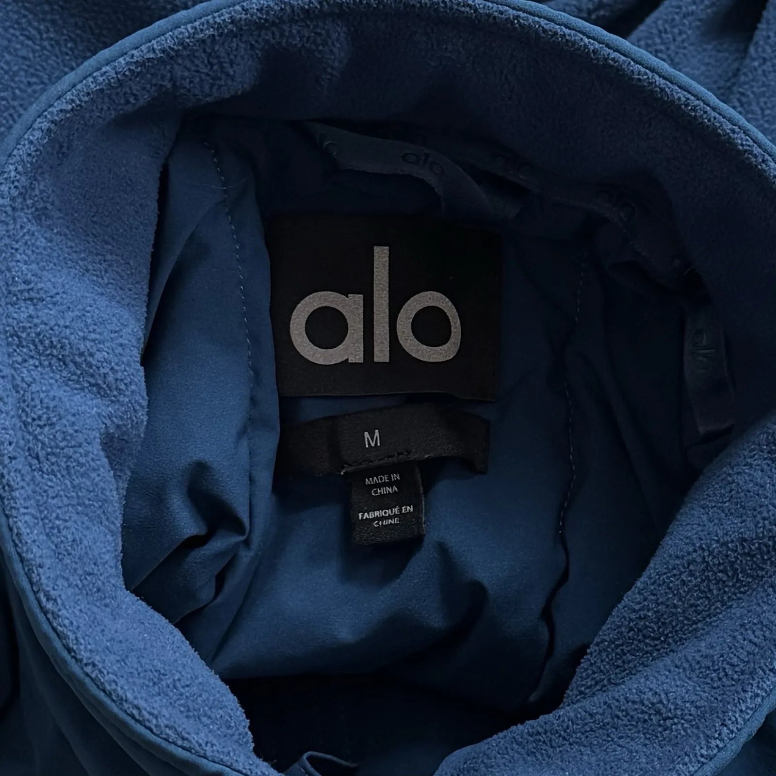 ALO Yoga Polar Fleece Cropped Wintry Mix Jacket in Eclipse Blue Cozy Athletic M - Image 7