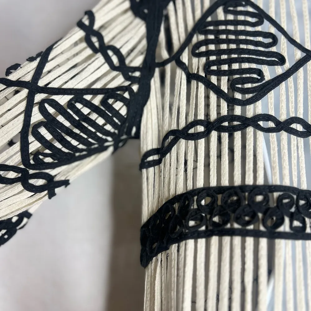 Nicole Miller Artelier Fringe midi boho crochet Black/Ivory Sheath Dress Sz M - Image 14